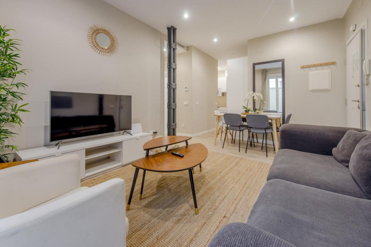 Acogedor Apt 3 Habitaciones Y Terraza En El Centro Madrid Esterno foto