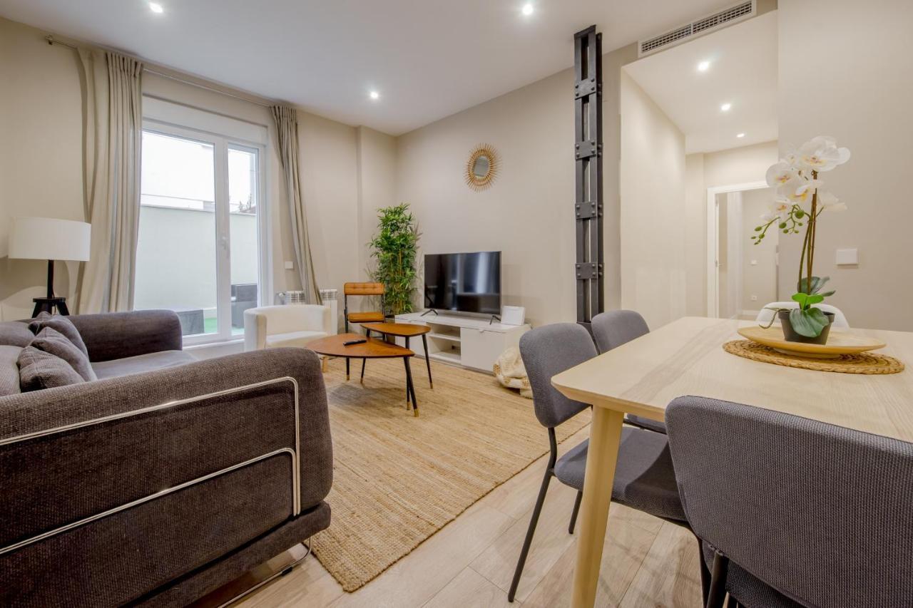 Acogedor Apt 3 Habitaciones Y Terraza En El Centro Madrid Esterno foto