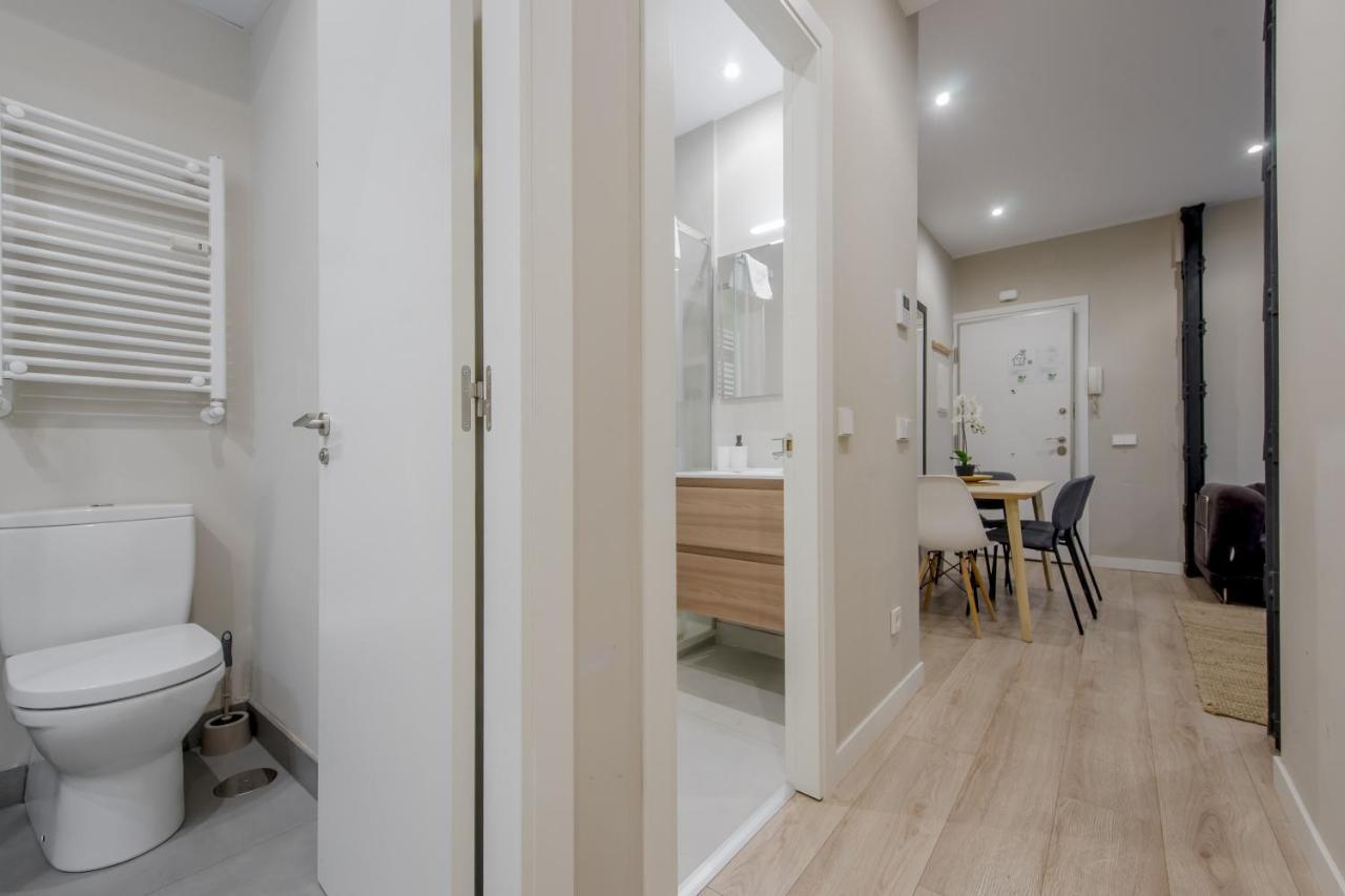 Acogedor Apt 3 Habitaciones Y Terraza En El Centro Madrid Esterno foto